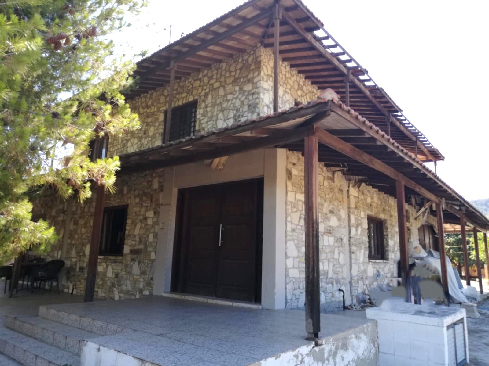 House in Kalo Chorio (Oreinis) - view 1