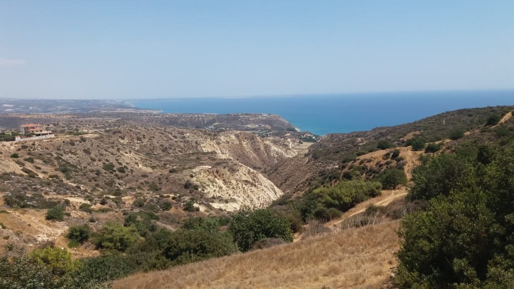 Land in Pissouri
