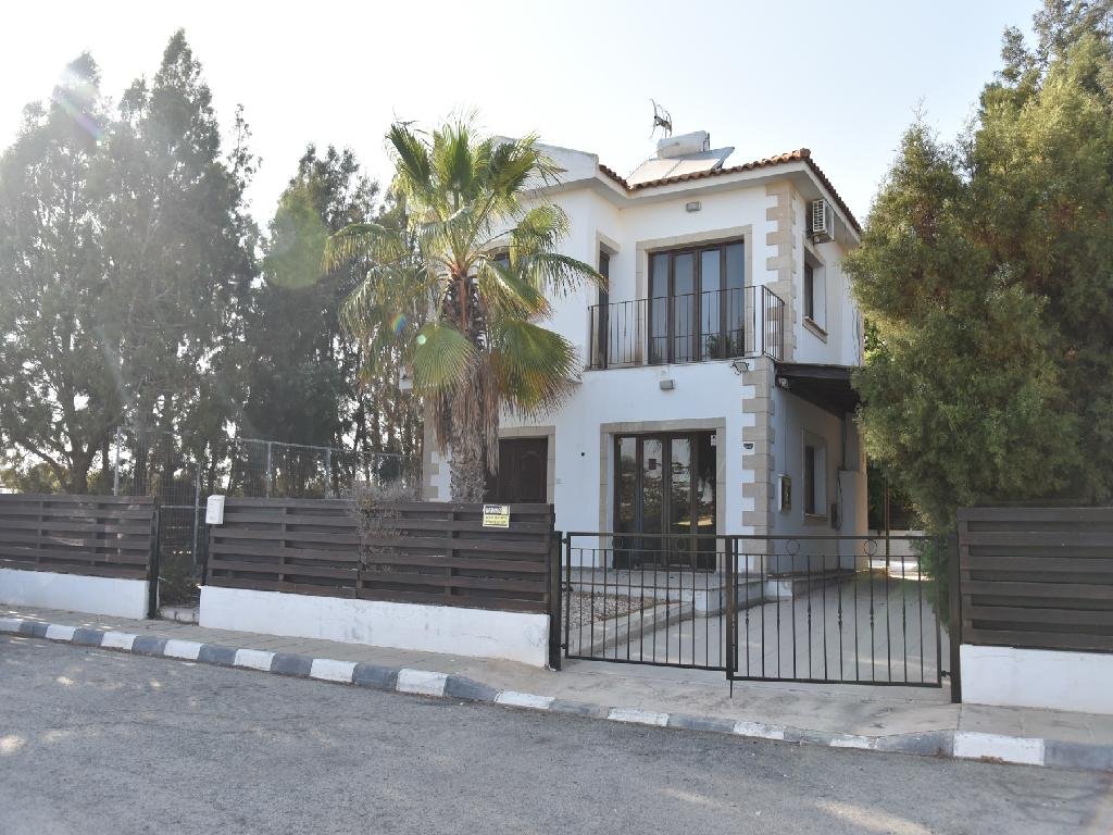 House in Sotira - Image 2