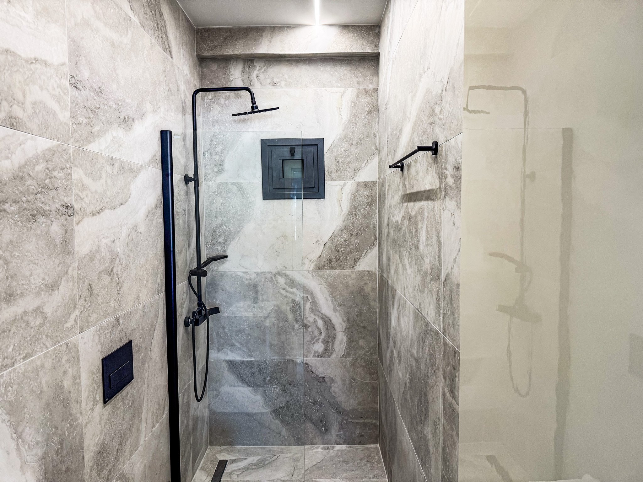 Apartment in Chrysopolitissa - Image 4