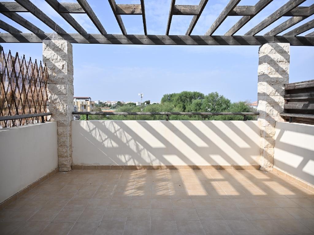 Apartment in Paralimni - Image 2