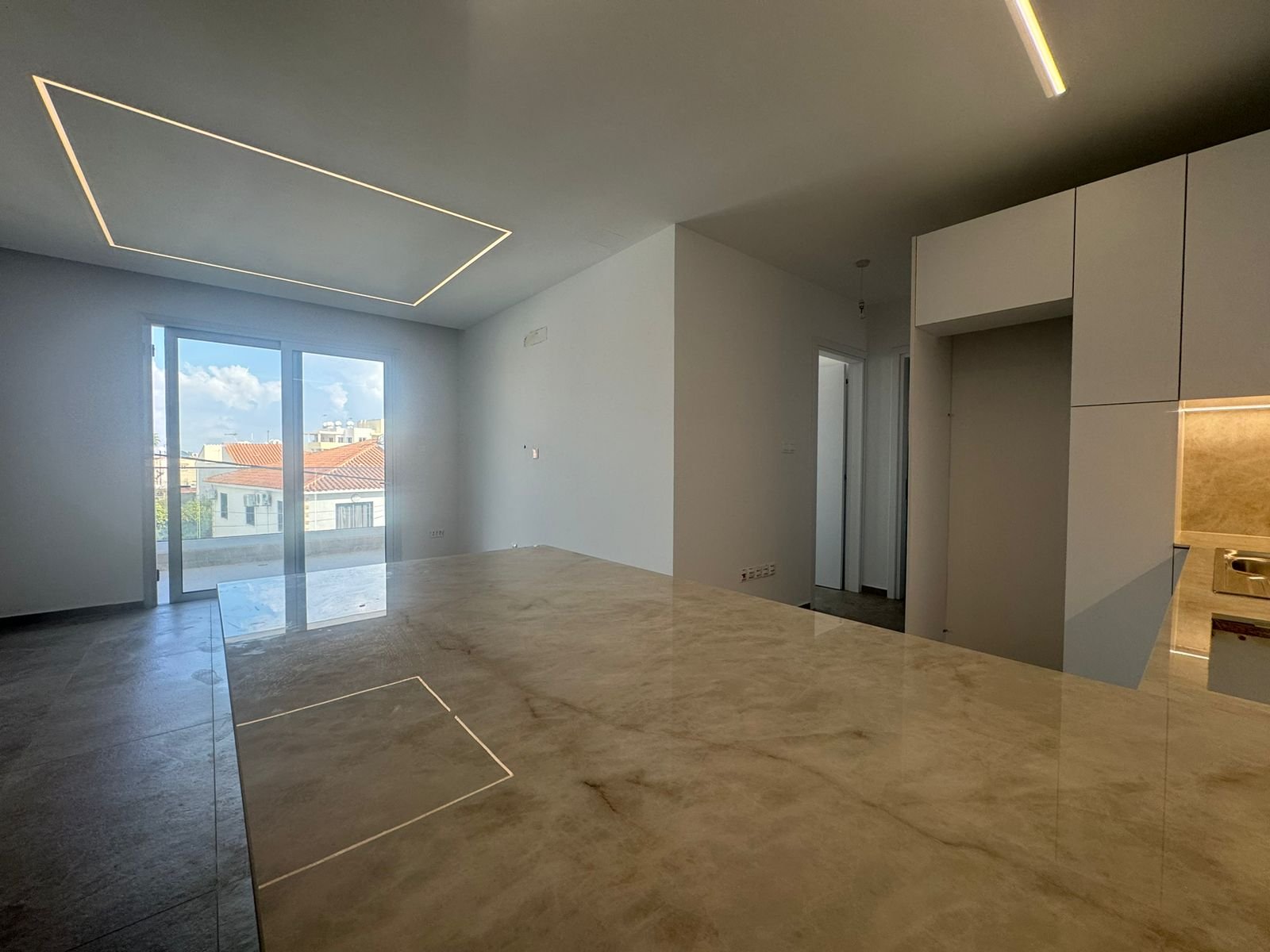 Apartment in Larnaca - Image 4